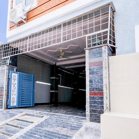 Super Hotel O Adibatla Near Tcs Ibrahimpatan エクステリア 写真